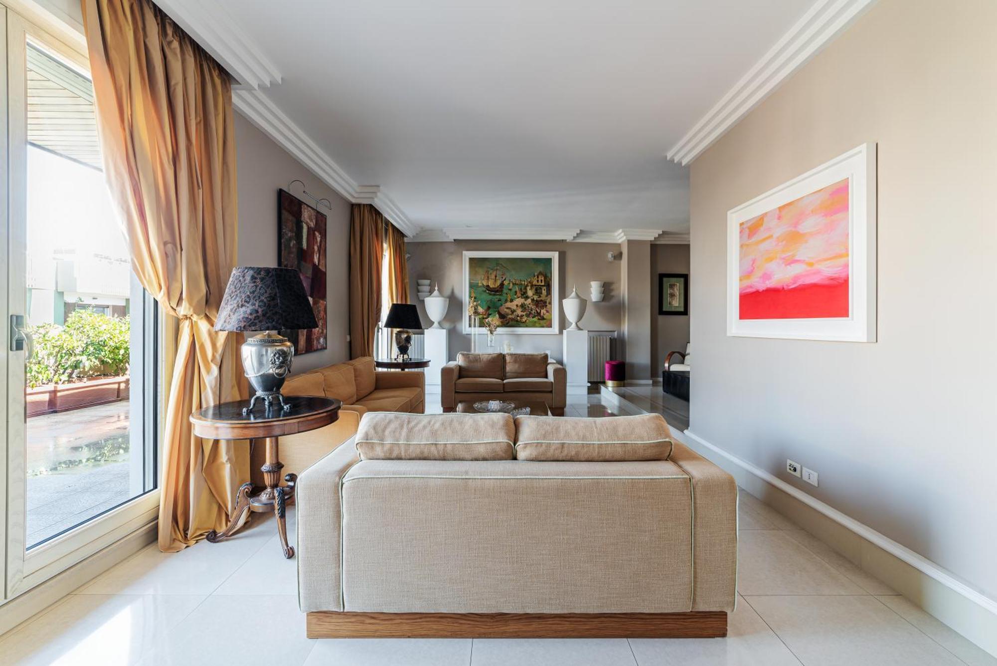 Tawn Luxury Apartment Bari