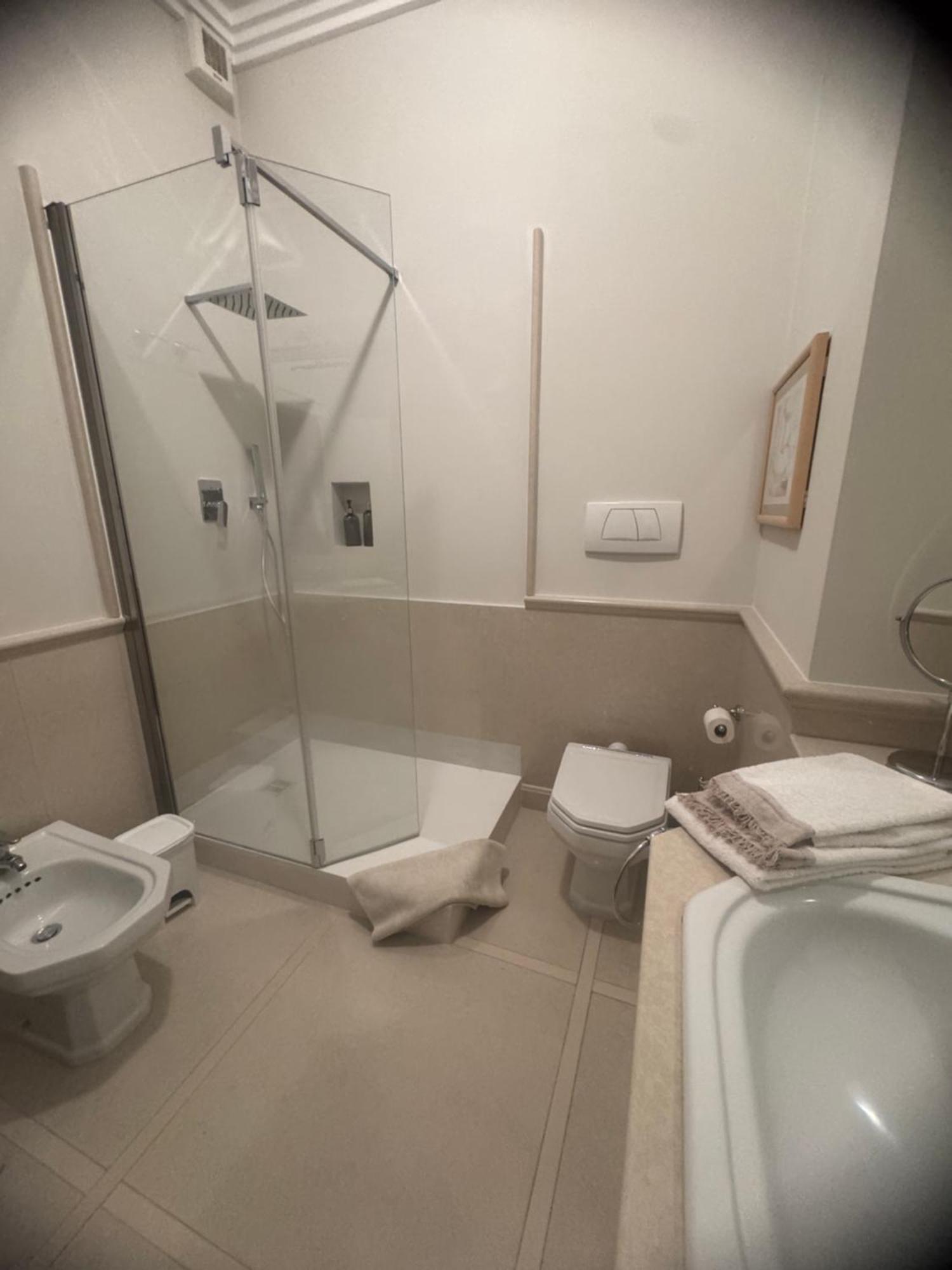 Tawn Luxury Apartment Bari